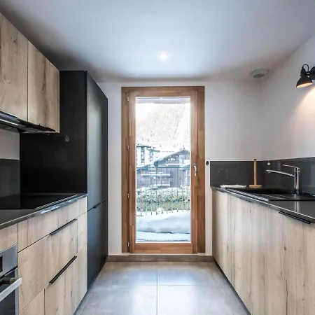 Duplex Au Centre De Avec Wifi Et Parking - Fr-1-343-189 Chamonix