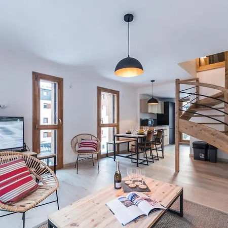 Duplex Au Centre De Avec Wifi Et Parking - Fr-1-343-189 Chamonix